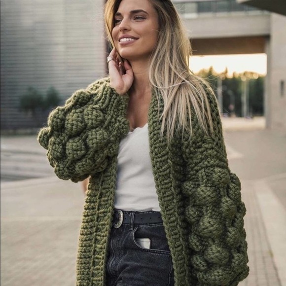 Sweaters - Bubble Sleeve Oversized Knit Cardigan Sweater
Army Green Medium